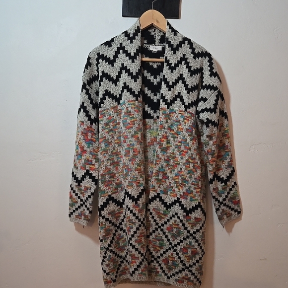 debut Sweaters - Debut Chic Womens Multicolor Patterned Knit Cardigan Size Small EUC